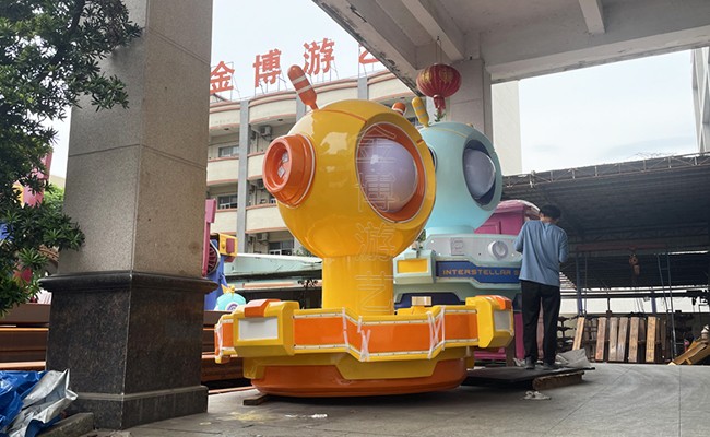 旋转跳楼机.jpg 金博游艺跳楼机专业户.jpg