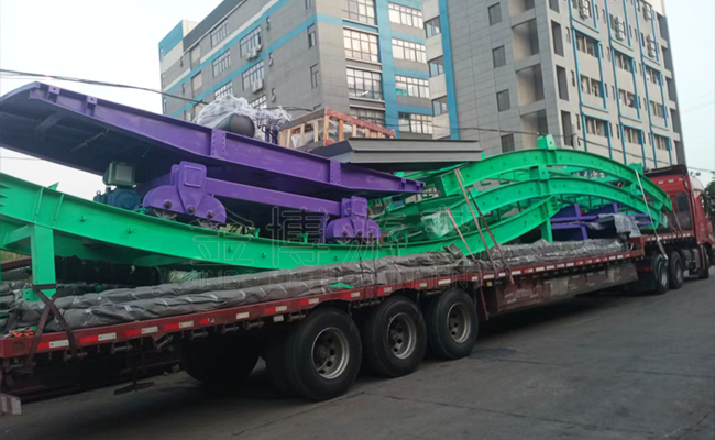 神州飞碟.jpg 2025年9月金博游艺游乐设备厂家发货情况.jpg