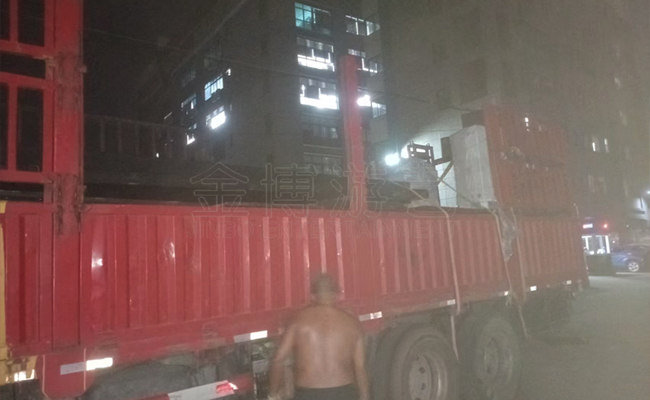 碰碰车.jpg 2025年9月金博游艺游乐设备厂家发货情况.jpg