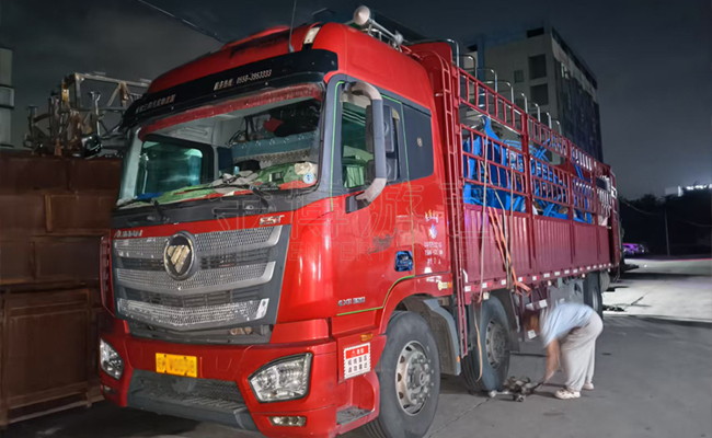 24座移动飞椅.jpg 2025年9月金博游艺游乐设备厂家发货情况.jpg