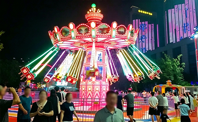 24座移动飞椅.jpg 摇头飞椅厂家.jpg