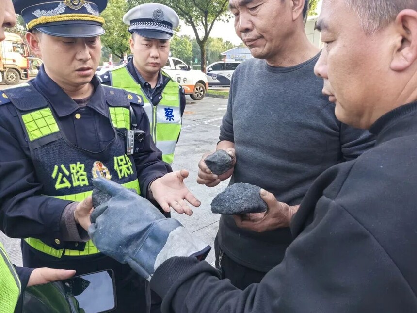 1763611640728805.jpg 640 (6).jpg