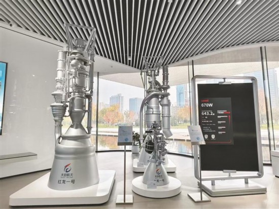 1764553263894212.jpg 13043918178894401954.jpg