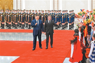 1764897923953603.jpg 5c3896b6-dcca-477f-be41-4def274d6bc5.jpg