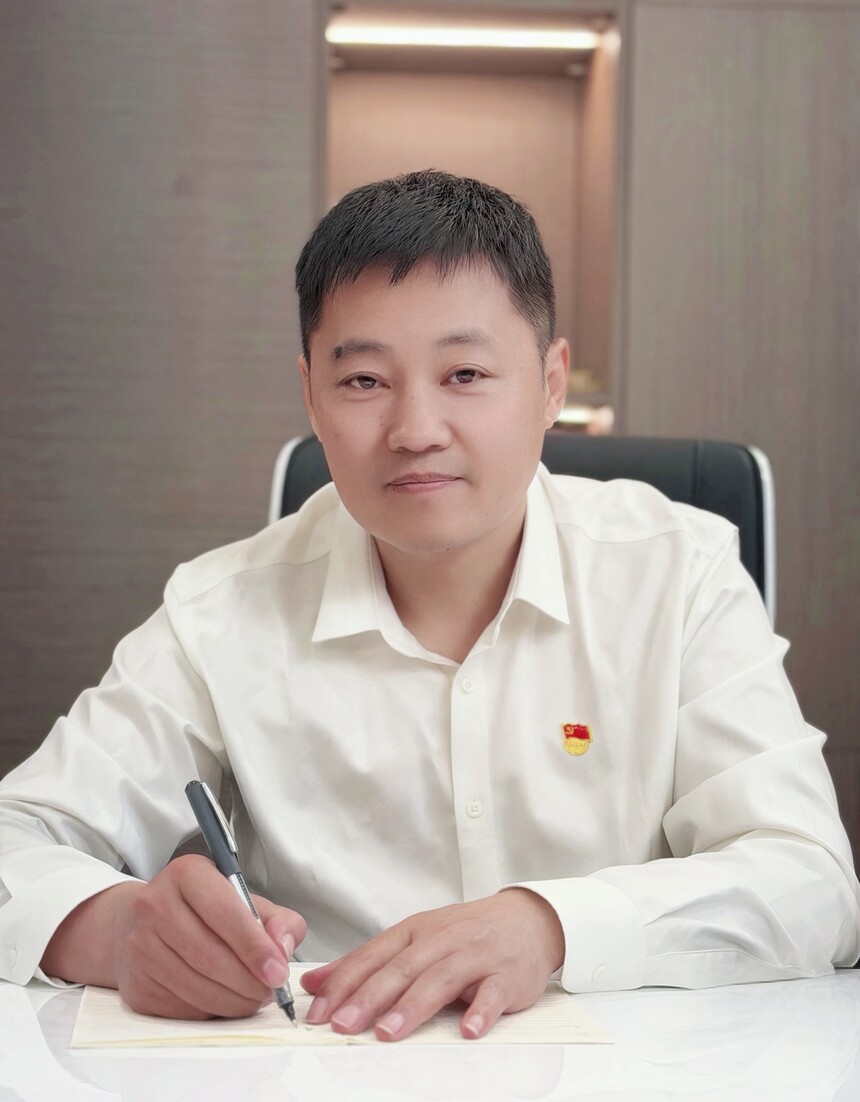 1781074027164636.jpg 刘学.jpg