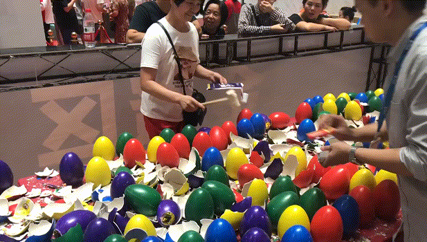 1566810192465915.gif