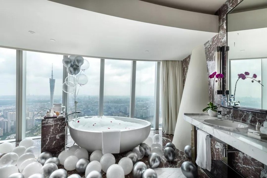 Indulge in Sweet Romance with "Starry Vow" - Four Seasons Hotel Guangzhou.jpg