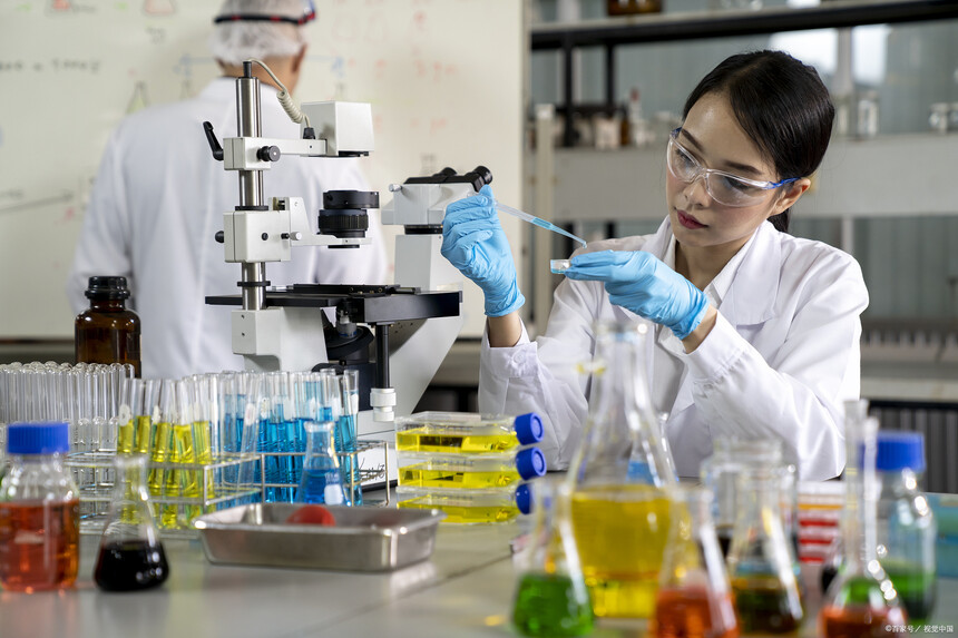 �ɶ�ϣ����У