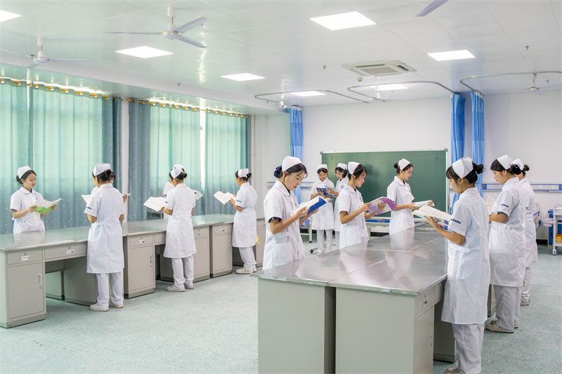 成都希望卫校 成都希望卫校