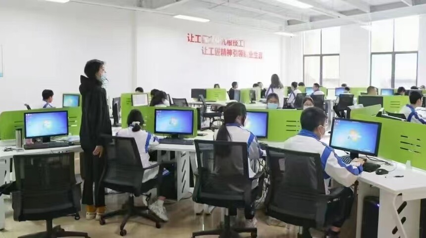 ְ