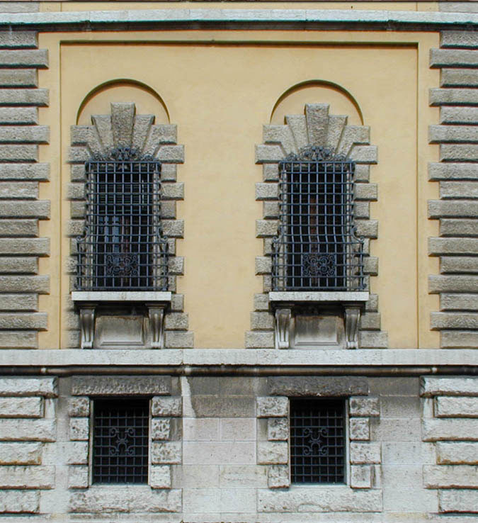 bldg011M.jpg
