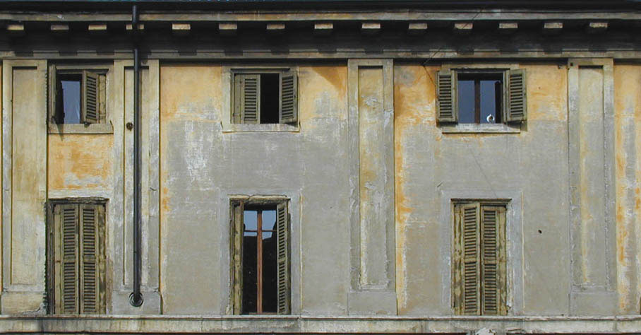 bldg021M.jpg