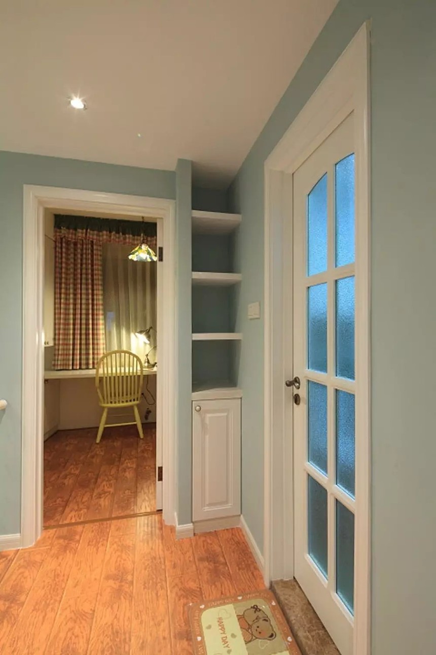 门和门套不同颜色搭配图片