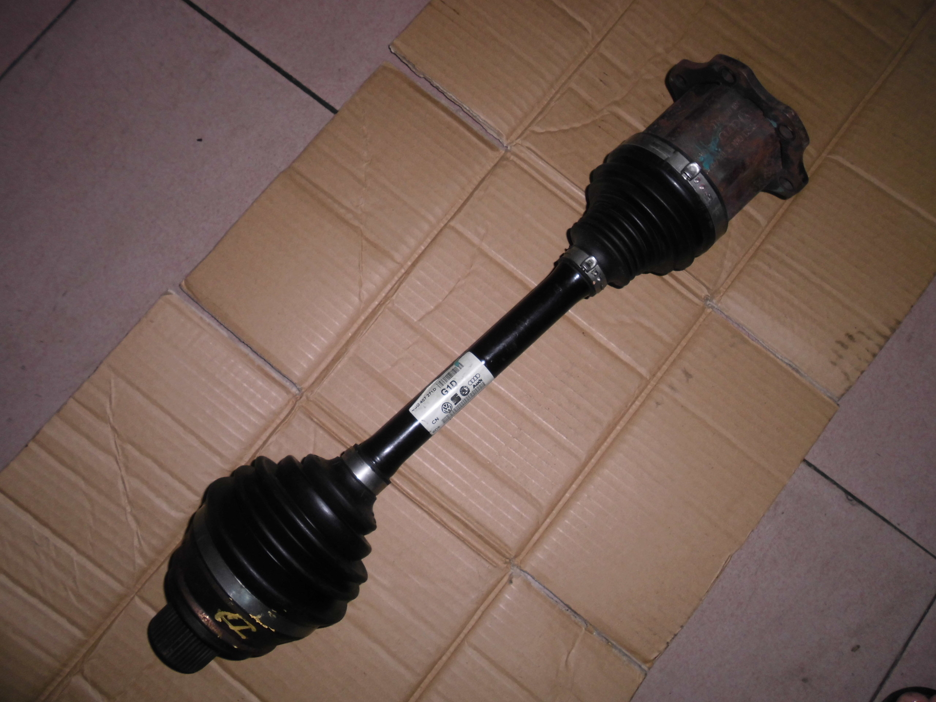 奥迪a3a4a5a6la8q5q7半轴 奥迪配件 a3a4a5a6la8q5q7半轴配件