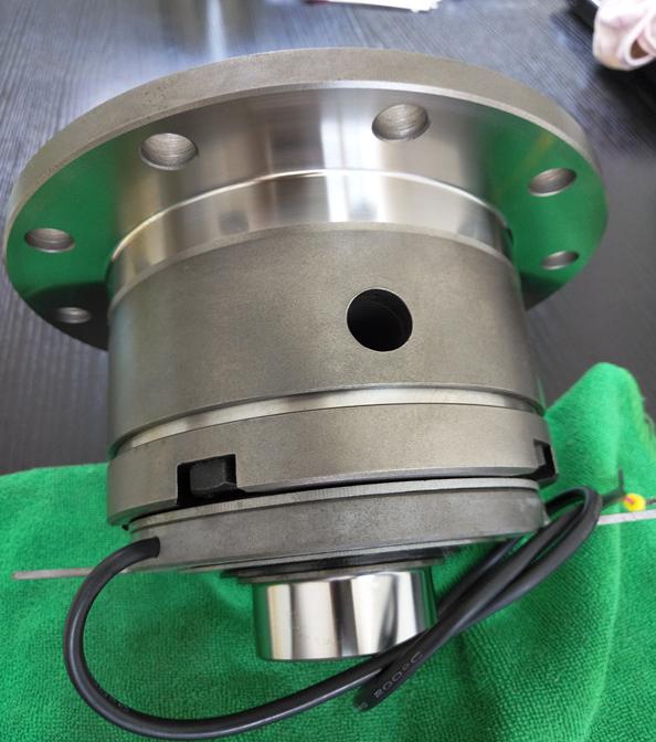 螺旋齿电磁牙嵌差速锁