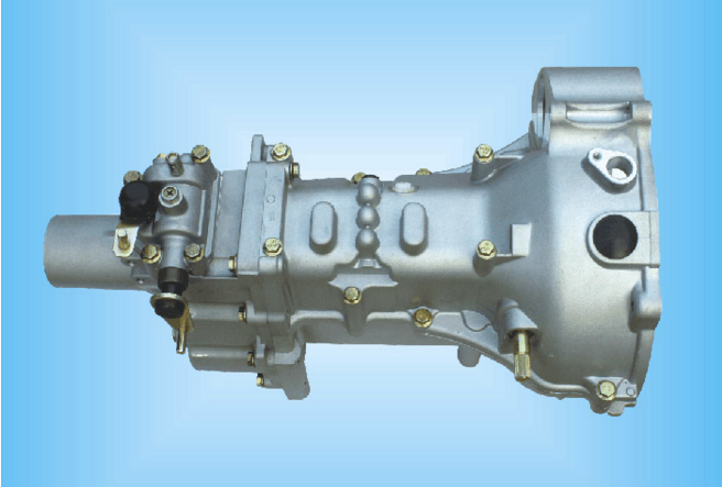 东安465变速箱总成