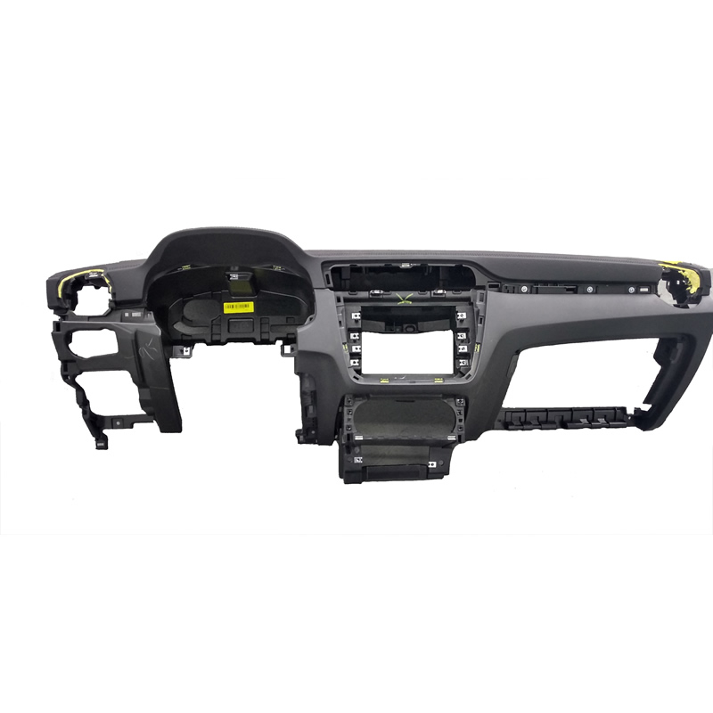 仪表板总成 产品配置车辆:zs11 产品主要工艺:注塑 火焰处理 搪塑 冷