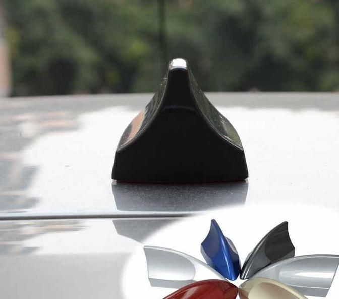 汽车鲨鱼鳍天线 车载装饰天线 现代朗动汽车改装天线