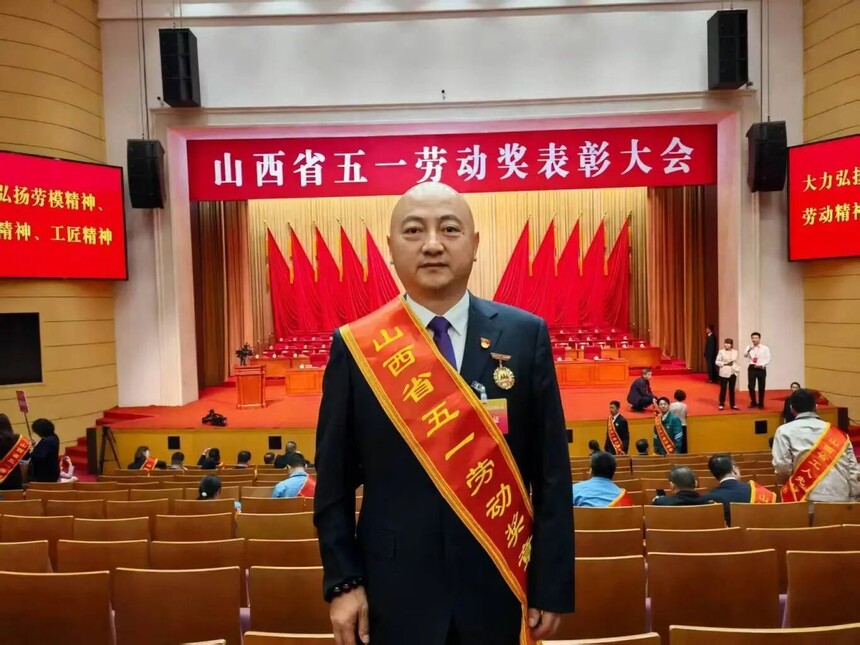 1762850624707199.jpg 微信图片_2025-11-11_161322_377.jpg