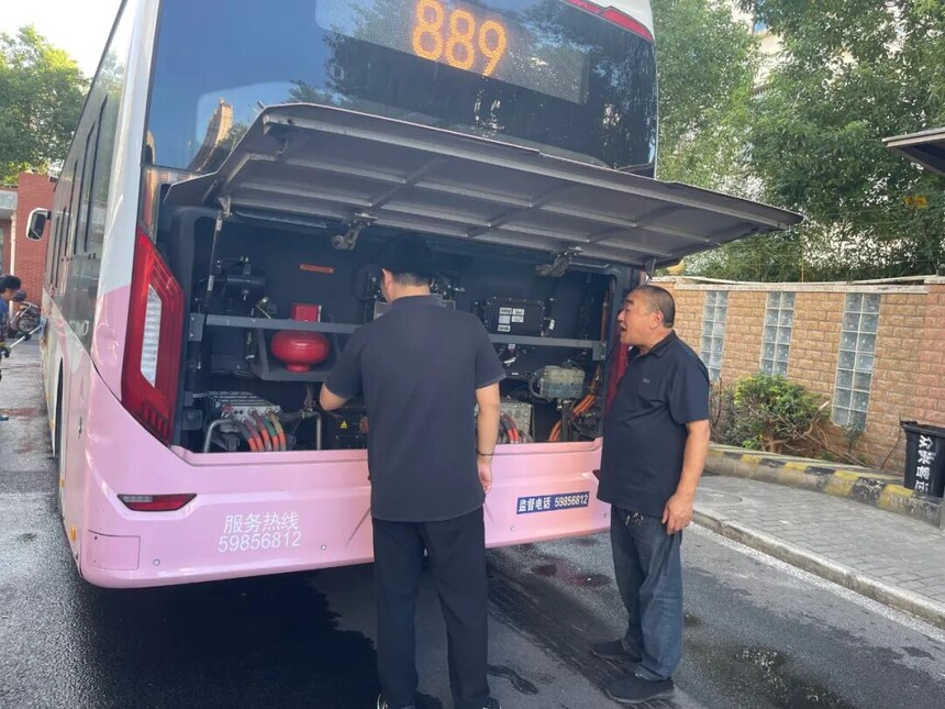 1759209621678212.jpg 1759209621678212.jpg