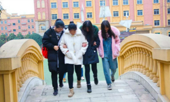 成都高铁学校 成都高铁学校