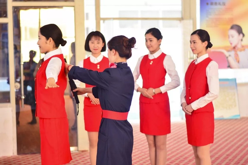 成都高铁学校 成都高铁学校