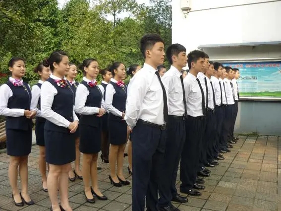  ɶϣУ2022