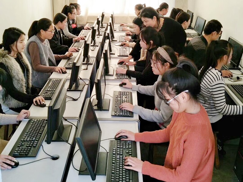 4_青岛服装学校