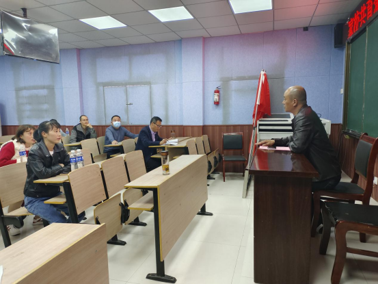 ��У�����ۺ���   Я��ͬ��Ӯδ�� (2)494.png