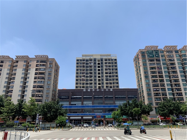 沙井大型村委统建楼新城市广场83平三房售112万