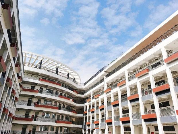 南科大附中一期校园建设已基本完工 将于今秋面向深圳全市招生.jpg 南科大附中一期校园建设已基本完工 将于今秋面向深圳全市招生.jpg