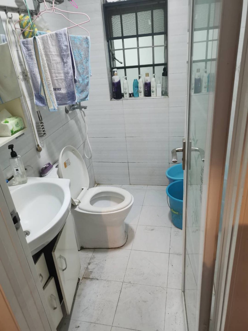 沙井新桥上东区华府二房63平方米仅售95万精装修!