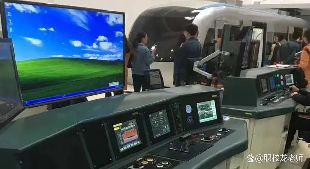 郫县铁路职业学校 郫县铁路职业学校