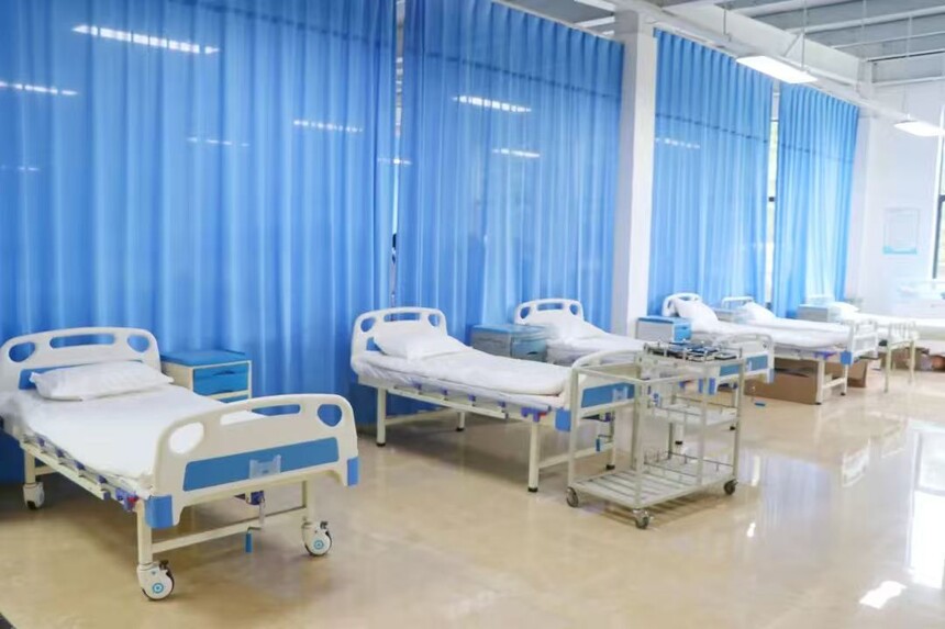 �ɶ���·����ѧУ¼ȡ���������ѧ��ɫ