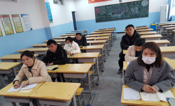 1614222320286640.png 商丘市示范区和风小学召开2021年春季开学疫情防控领导组工作会议329.png