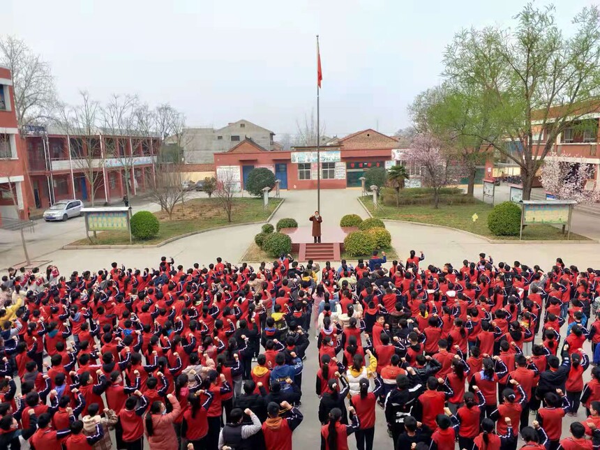 1614932190714665.jpg 宣誓2.jpg