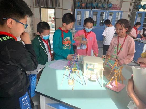 2021.05.13+������Сѧ+����ƽ+��չ��ҵ��� ��߽�ѧ����(1)276.png