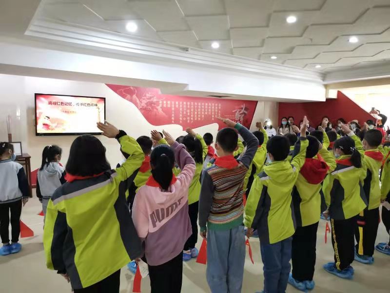 1621480616341505.jpg 9b7957301b5d80547c9c30732f103ea.jpg