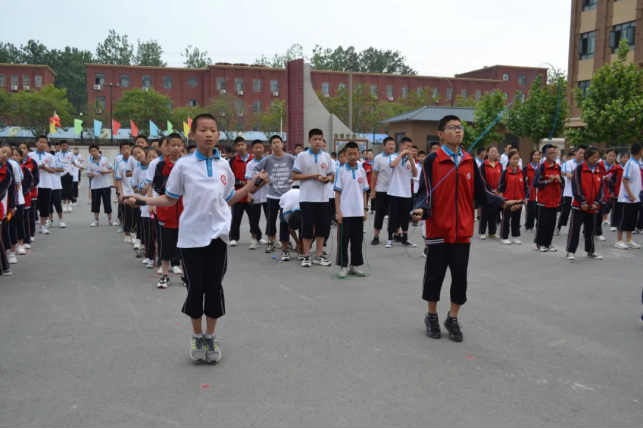 �趯������� �����ഺ���� �������⼯����ѧ���꼶�������������301.png