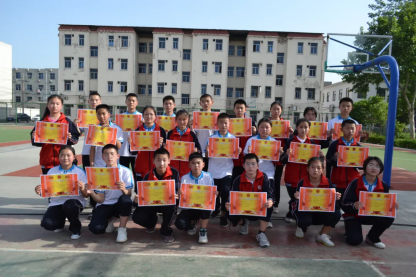 1621839305764976.png 珍惜时光 不负韶华 ——开封集慧中学七、八年级期中考试总结暨表彰大会276.png