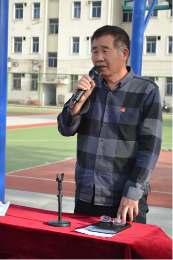 1621839318913120.png 珍惜时光 不负韶华 ——开封集慧中学七、八年级期中考试总结暨表彰大会985.png