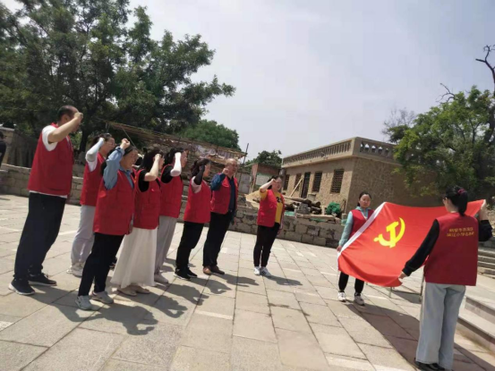 1621910935708999.png 鹤壁市淇滨区漓江小学党支部组织党员、入党积极分子赴毛连洞红色教育基地开展党史学习教育活动800.png