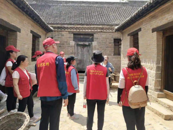 1621910946389610.png 鹤壁市淇滨区漓江小学党支部组织党员、入党积极分子赴毛连洞红色教育基地开展党史学习教育活动812.png