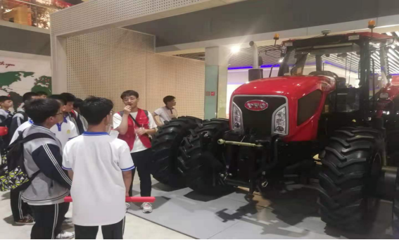 1621923185749067.png 洛一拖劳动实践宣传报道(1)95.png