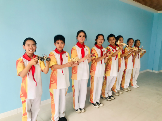 �Ƽ����� ���³ɳ������Ͻ�ʵ��Сѧ�Ƽ����¿��ջ����526.png