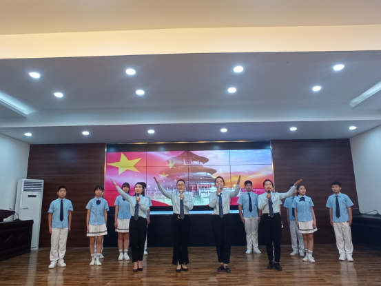 ����ѧ�ڡ�ѧ��ʷ���س��ġ���ʦ�ꡱ����ٻ���Ƚ� DOC �ĵ�(1)195.png