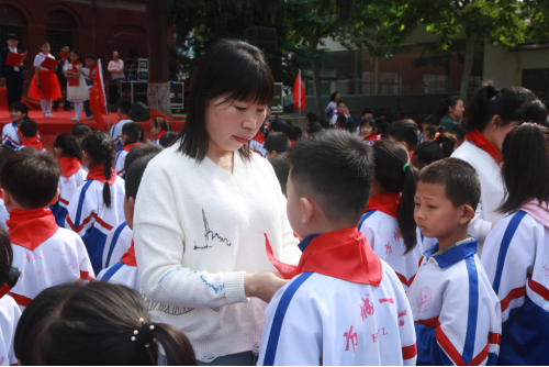 1623306152723388.png 仁爱班主任论坛集锦修改版杨小莉(1)606.png