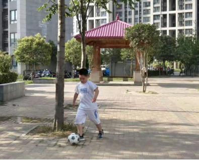 1628126231149860.png 莲花街小学+马利莹+多彩暑假 快乐成长510.png