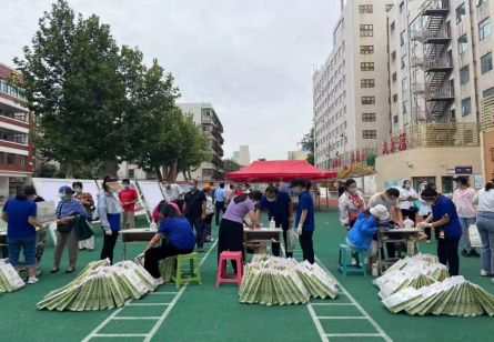 ��ˮ���ƺ�·��һСѧ ���鱾����  ��ů���顱����(1)298.png