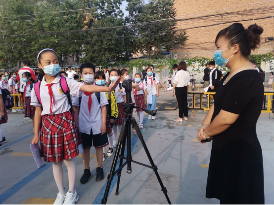 �����л���Сѧ ��־��(1)188.png